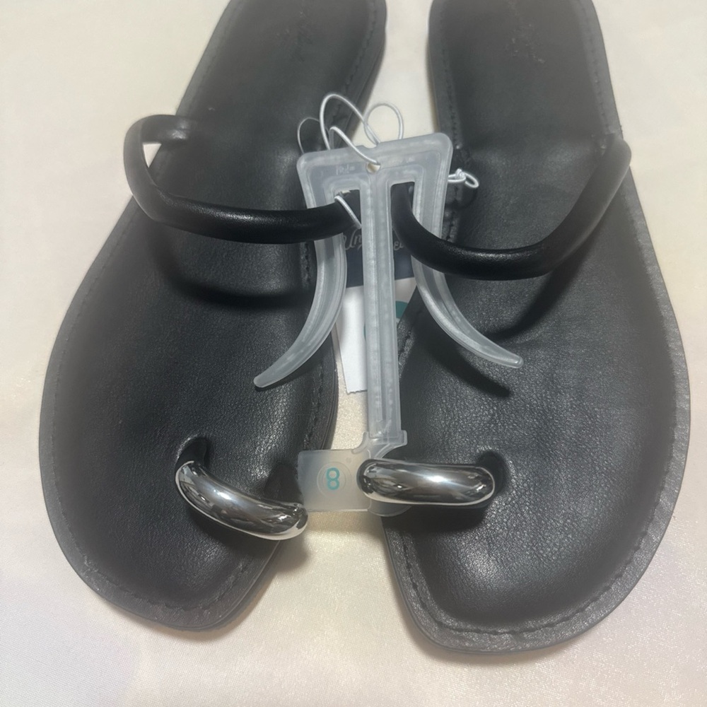 ClaraToeRingSandals UniversalThread BlackMetallicSilver6,6.5,7,7.5,8,9,9.5,10,11